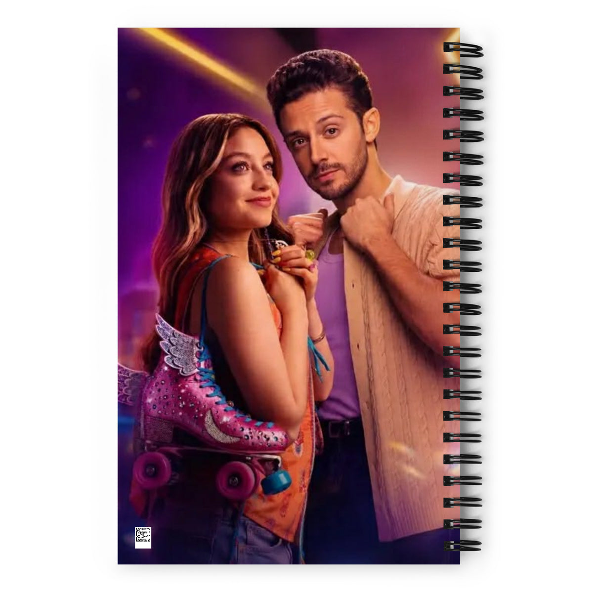 Отворена тетрадка Soy Luna — 140 dotted страници с wire-o binding и плътна корица
