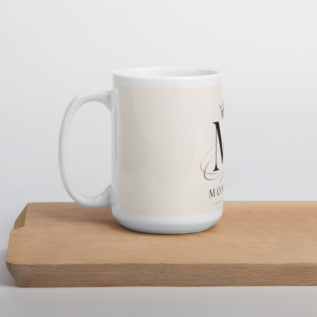 Бяла чаша MD-Monarch с дъска за рязане | White Glossy Mug MD-Monarch kitchen lifestyle